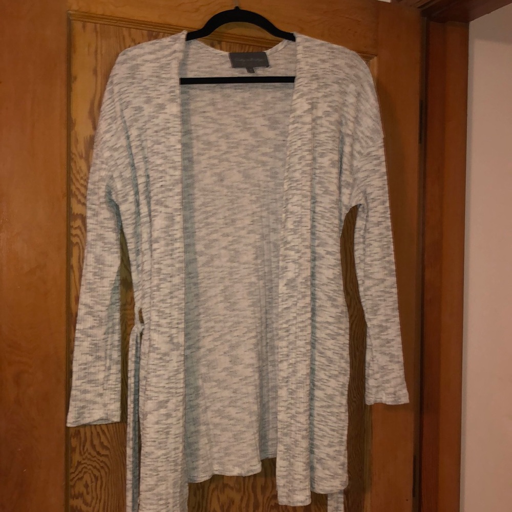 Belted cardigan from Evereve trendsend